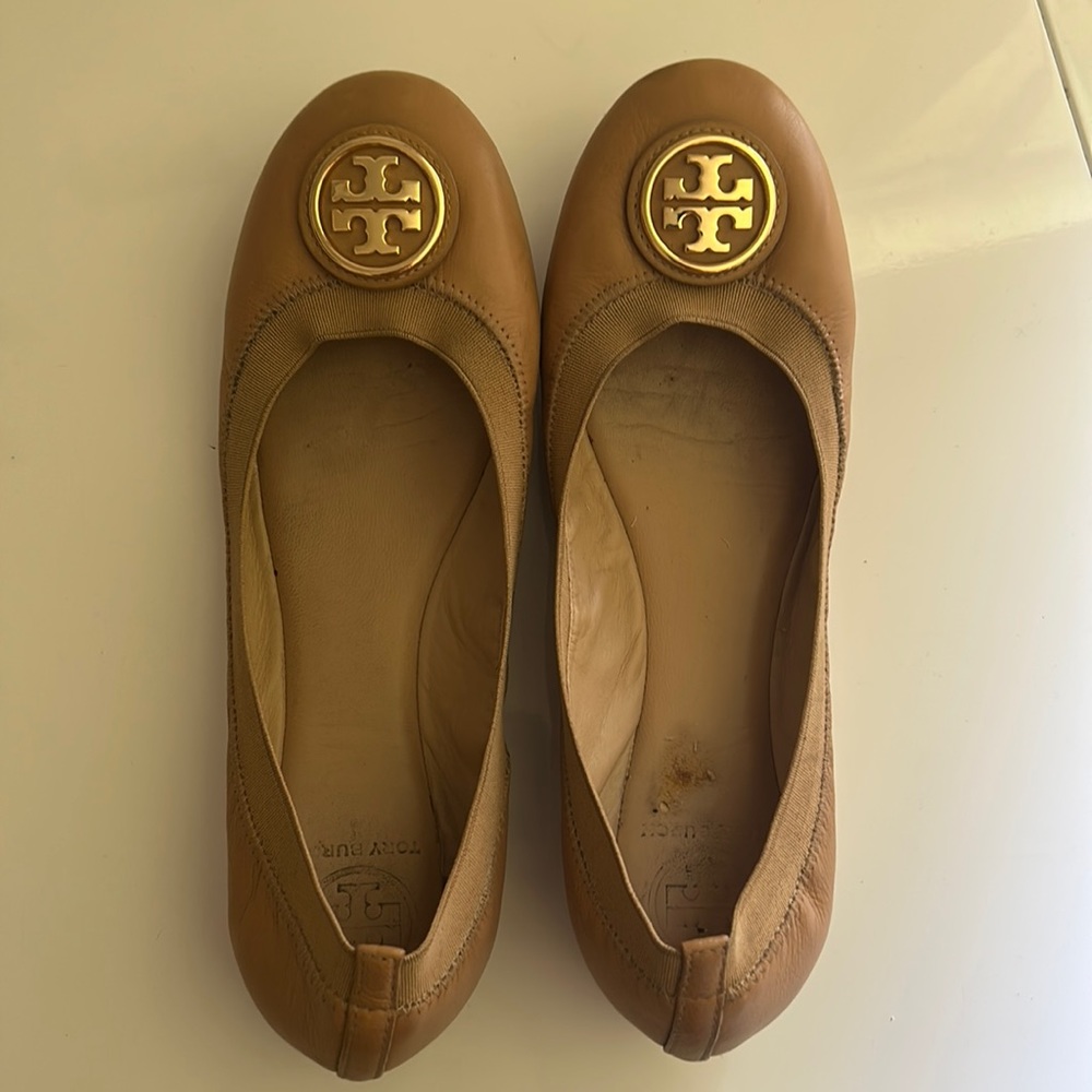 Tory Burch leather ballet flat
